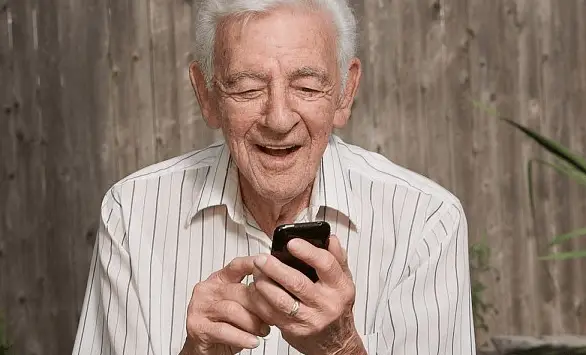 Why The Government Qualify Free Phones For Seniors